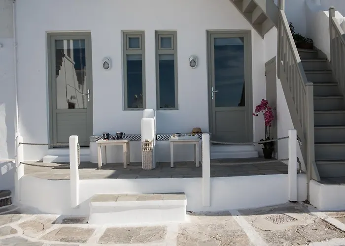 Christy Suites By Alpha Living