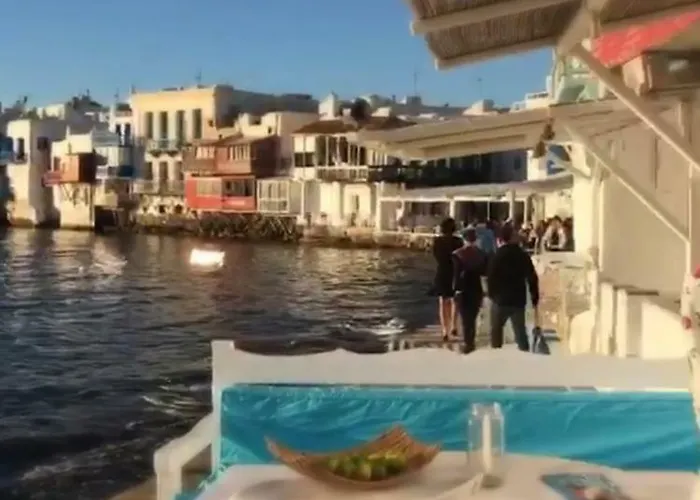 Christy Suites By Alpha Living Apartment *